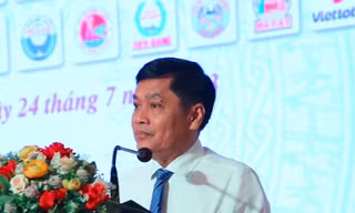 Phó Chủ tịch UBND thành phố Cần Thơ xin nghỉ việc