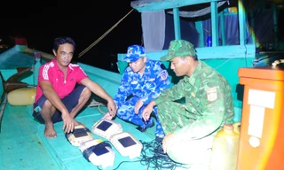 Bộ Tư lệnh Vùng Cảnh sát biển 4 xử lý nghiêm vi phạm IUU