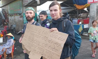 Xác minh việc nhóm du khách Nga xin tiền tại Phú Quốc