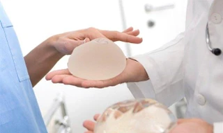 Vụ tử vong khi nâng ngực ở TP. HCM: Khen thưởng người tố giác