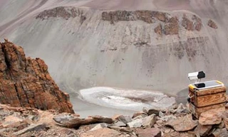 Hồ nước mặn nhất thế giới ẩn giấu bí mật của sao Hỏa?