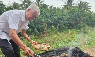 Tận thấy món đặc sản 'ngọc ẩn mình' rất lạ ở bên cồn