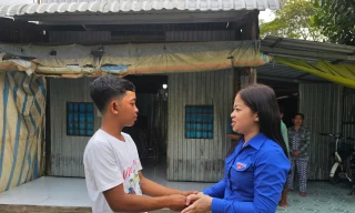 Thành Đoàn Cần Thơ động viên thanh niên sắp lên đường nhập ngũ