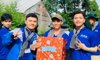 Tỉnh Đoàn Bến Tre động viên chiến sĩ tình nguyện hè