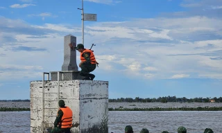 Ngày đêm chống buôn lậu qua biên giới mùa nước nổi