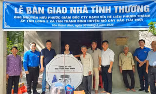Căn nhà mới giúp dân làm nền tảng thoát nghèo