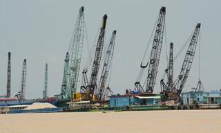 Vì sao An Giang không đấu giá quyền khai thác cát tại 21 khu vực trên sông Tiền, sông Hậu?