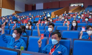 Đại biểu biểu quyết