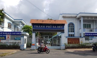 Trường THPT Sa Đéc