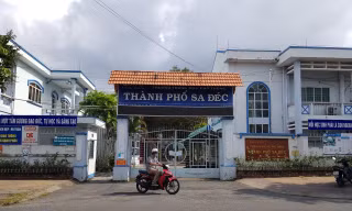 Trường THPT Sa Đéc