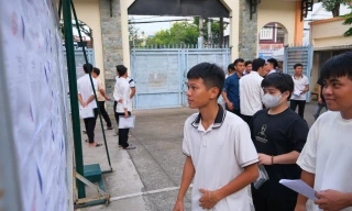 Trường Đại học Cần Thơ chính thức chuyển thành Đại học Cần Thơ.