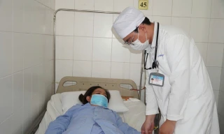 Cứu người phụ nữ nguy kịch vì uống cùng lúc 140 viên thuốc hạ huyết áp