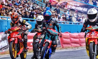 Gần 70 vận động viên tranh tài đua xe mô tô tại Cần Thơ