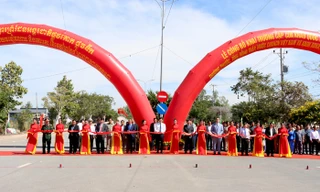 Vận hành cửa khẩu Thường Phước giao thương với Campuchia