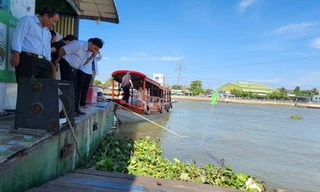 Tin mới vụ du khách rơi xuống sông ở chợ nổi Cái Răng