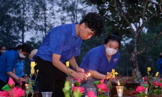 Tuổi trẻ Cần Thơ, Bến Tre thắp nến tri ân liệt sĩ