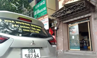 Lộn xộn xe khách trá hình: Một hãng xe bóc gỡ thương hiệu để tiếp tục hoạt động chui