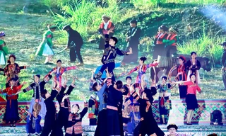 Khai mạc lễ hội chợ tình Khâu Vai