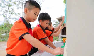 Thực trạng nhà vệ sinh học đường - ám ảnh của con trẻ và hành động của Quỹ Vì Tầm Vóc Việt