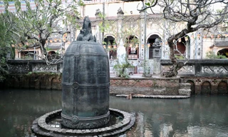 Khám phá chùa thiêng gần 1.000 năm tuổi, lưu giữ báu vật nặng 9 tấn ở Nam Định