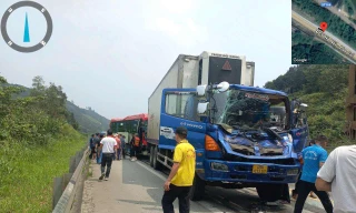 Tai nạn liên hoàn trên cao tốc Nội Bài - Lào Cai, giao thông ùn tắc