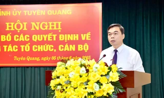 Tỉnh ủy Tuyên Quang công bố các quyết định về công tác cán bộ
