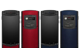 Vertu Ti Colors giá 11.600 USD