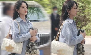 Triệu Lệ Dĩnh lần đầu xuất hiện công khai sau ly hôn, mặt u buồn nhưng vẫn xinh