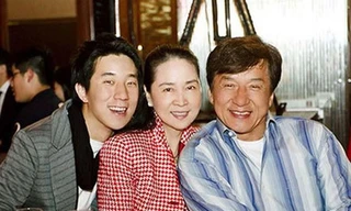 Thành Long rút khỏi công ty của vợ, nghi vấn ly hôn