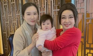 Lưu Hiểu Khánh gây ‘sốc’ với gương mặt khác lạ ở tuổi 66