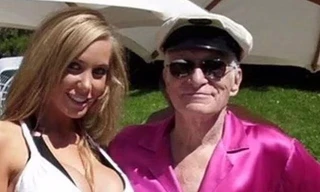 'Nàng thỏ’ 8x tiết lộ từng gặp Angelina Jolie trong biệt thự của 'ông trùm' Playboy