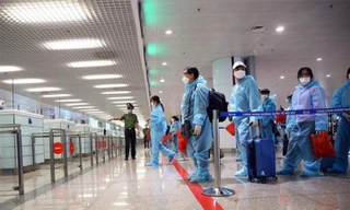 Bản tin 8H: Hà Nội bỏ quy định cách ly người nhập cảnh từ quốc gia có chủng Omicron