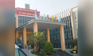 Bản tin 8H: Kỷ luật nguyên huyện ủy viên cầm cố thẻ đảng của mình và vợ