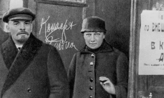 Chuyện Lenin dùng 150 bí danh và bị kẻ thù ám sát tới 3 lần