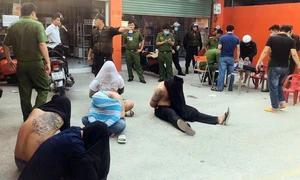 Sòng Poker trong biệt thự ở Sài Gòn