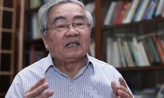 GS Phạm Minh Hạc cho rằng, hành vi sai trái trong môi trường giáo dục phải xử phạt là hợp lý.