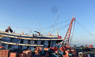 Vào hầm chứa cá, 1 người chết, 5 nguy kịch vì ngộ độc khí