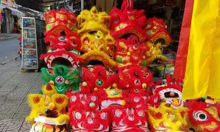 Đồ chơi Trung thu truyền thống hút khách