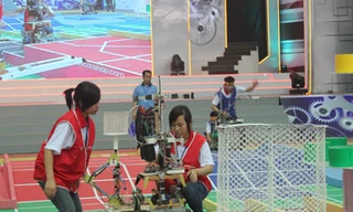 Rực lửa vòng loại Robocon Việt Nam 2012 tại Hà Nội