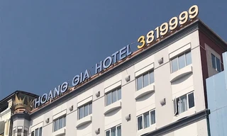 Cà Mau: Bà chủ khách sạn Hoàng Gia bị bắt quả tang đánh bạc