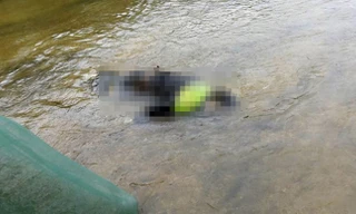 Phát hiện thi thể người đàn ông trôi sông