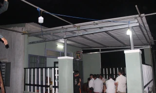 Người đàn ông gọi điện cho vợ rồi treo cổ tự tử