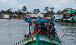 Tìm thấy chiếc tàu và thi thể 3 thuyền viên trên biển Cà Mau