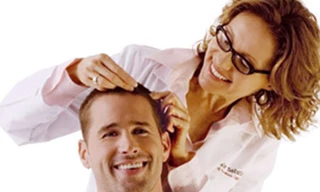 20 tuổi đã có tóc bạc, làm sao hạn chế?