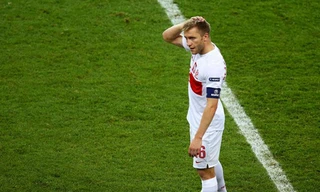 Thua Czech, chủ nhà Ba Lan cũng ‘về nước’