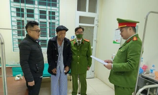 Bắt giam ông lão 75 tuổi dùng dao giết vợ