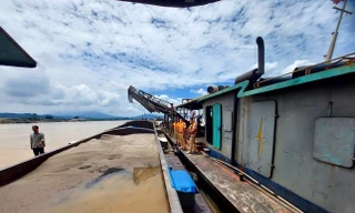 Phú Thọ yêu cầu 35 mỏ khai thác cát, sỏi dừng hoạt động