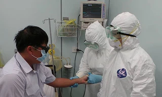 Diễn tập phòng chống dịch Ebola tại sân bay quốc tế Tân Sơn Nhất (TP Hồ Chí Minh). Ảnh: Internet