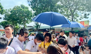 Môi giới bất động sản chuyển nghề tài xế công nghệ, mở spa... để mưu sinh