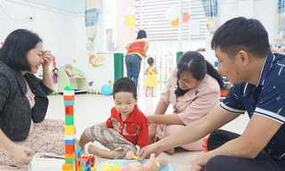 Người dân ngại sinh, TP.HCM đề xuất hỗ trợ nhà ở, viện phí